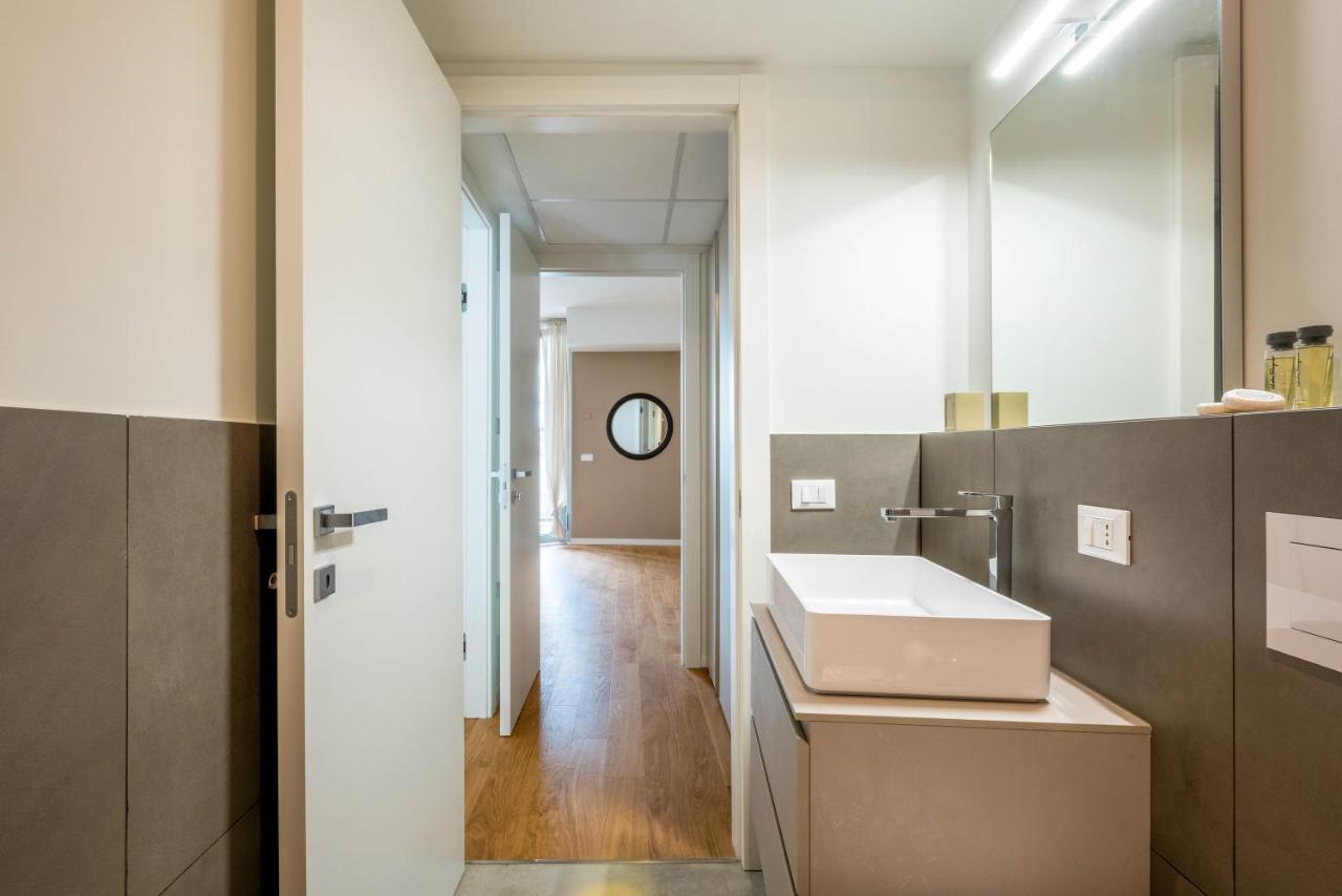 Appartement Luvi - De Rolandi - Il Cortile Milano Extérieur photo