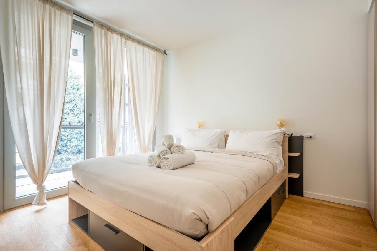 Appartement Luvi - De Rolandi - Il Cortile Milano Extérieur photo