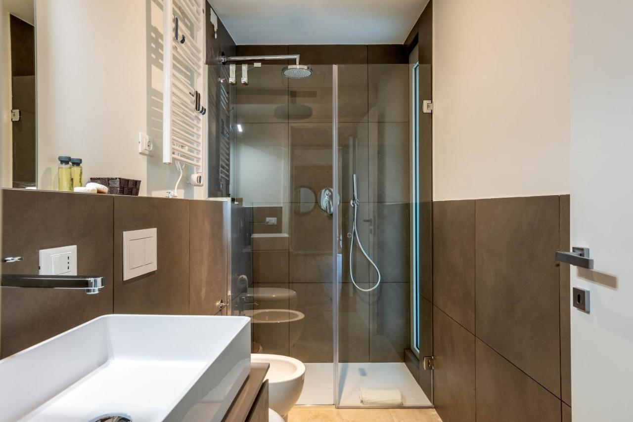 Appartement Luvi - De Rolandi - Il Cortile Milano Extérieur photo
